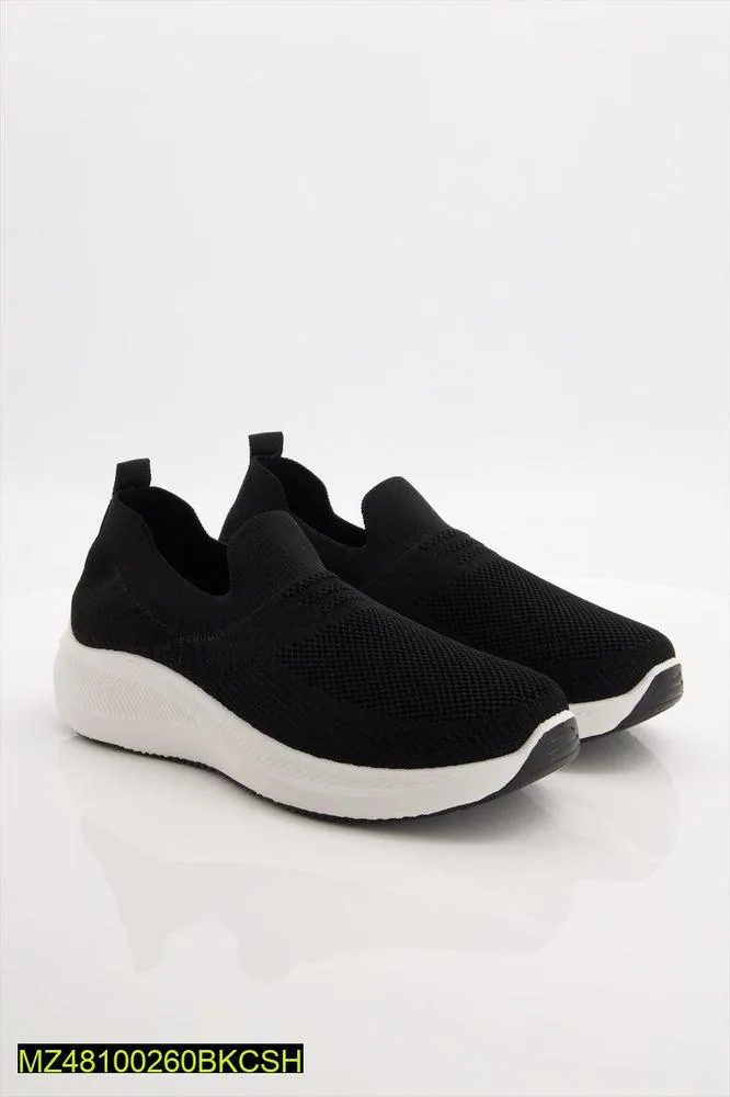 Black Slip-On Jogging Shoes for Daily Wear 4